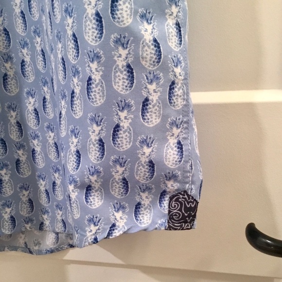 International Report Tropical Collection Mens small button down top - Picture 5 of 7